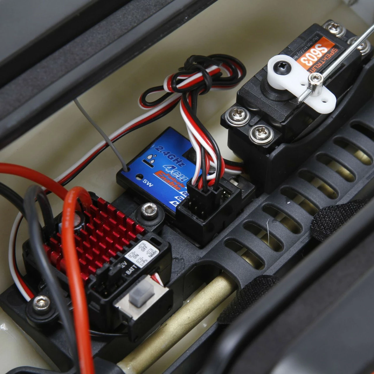 PRO BOAT PRB08015 ProBoat Stealthwake RTR 23-inch Brushed Deep-V - Image 7