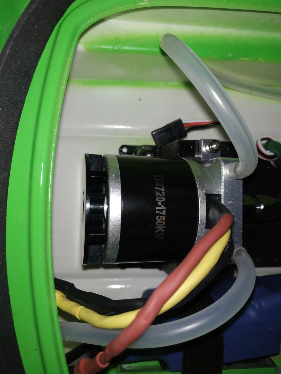 VOL79105 Volantex RC ATOMIC SR85 56mph Super High Speed Boat With Auto Roll Back Function And All Metal Hardware 798-3 ARTR - Image 7